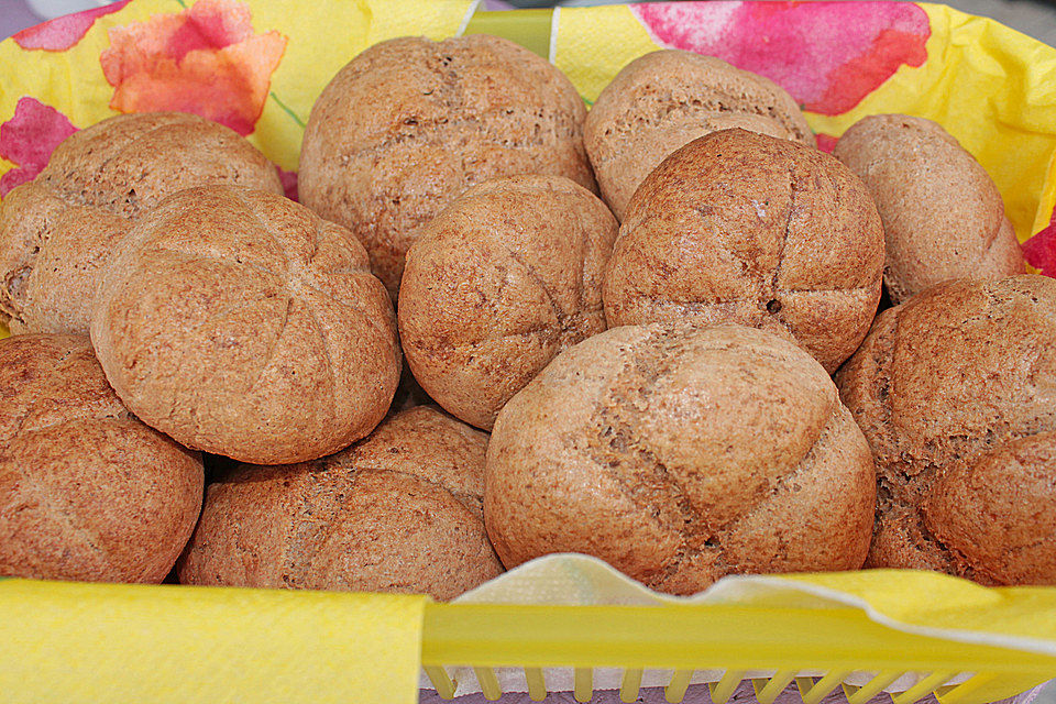 Gesunde Dinkel-Vollkornbrötchen