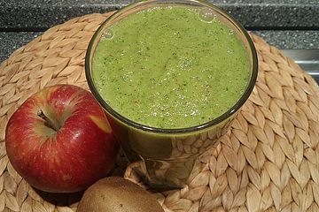 Grüner gloryous| Chefkoch von Kiwi-Apfel-Smoothie