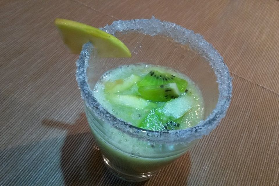 Grüner Kiwi-Apfel-Smoothie