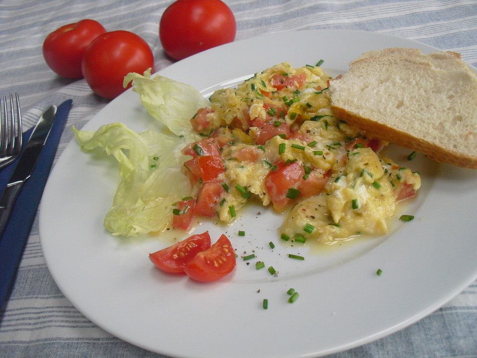 Rührei mit Tomaten und Käse von streifenhoernchen | Chefkoch