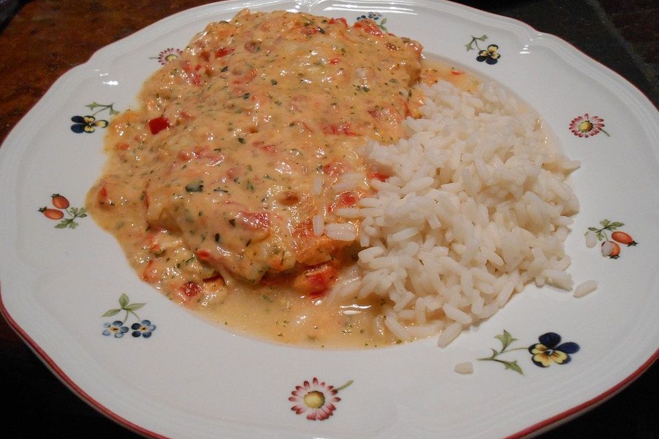 Fisch in Paprika-Sahne-Soße