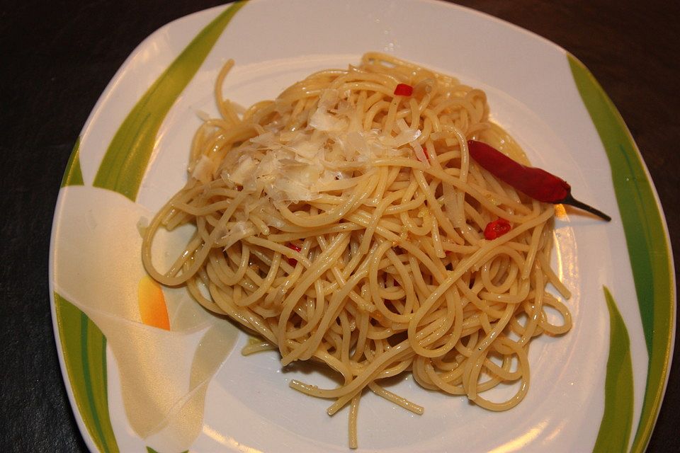 Chili - Spaghetti mit Knoblauch