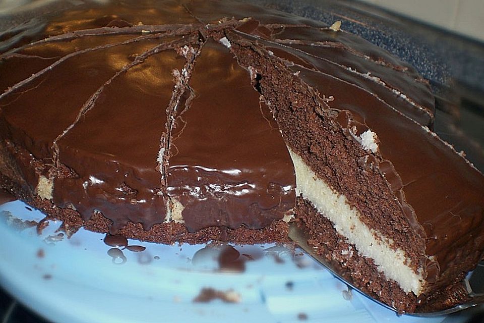 Bounty-Mogel-Kuchen