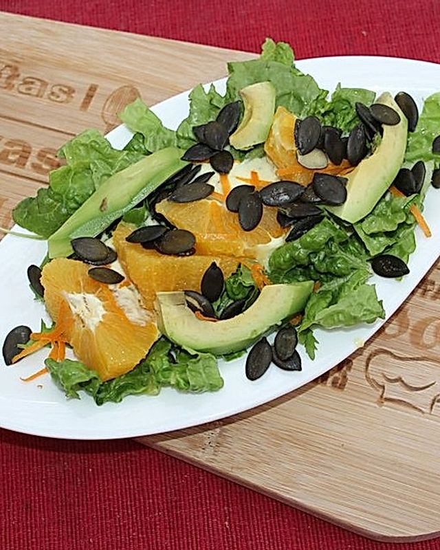 Orangen-Avocado-Salat