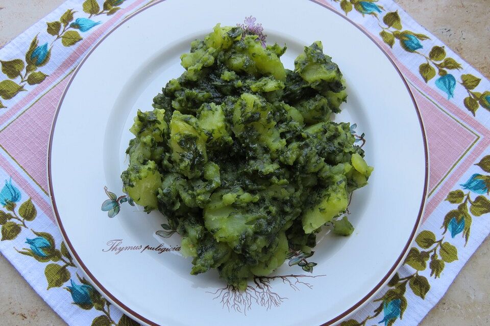 Bärlauch-Kartoffelsalat Bärlauch-Kartoffelsalat