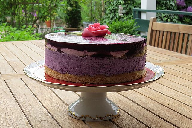 Himbeer-Heidelbeer-Torte von junge-Köchin| Chefkoch