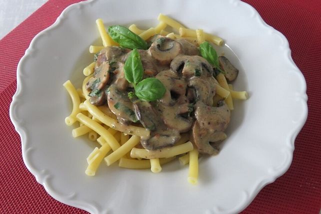 Champignon Nudelsoße von Serafina89| Chefkoch