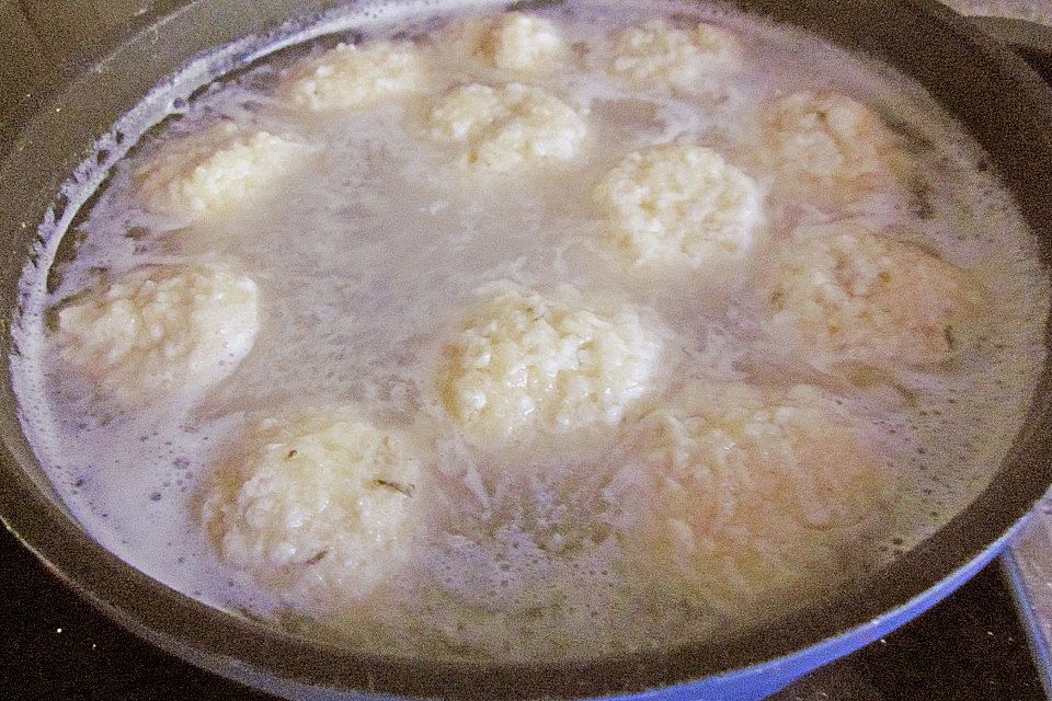 Käseknödel