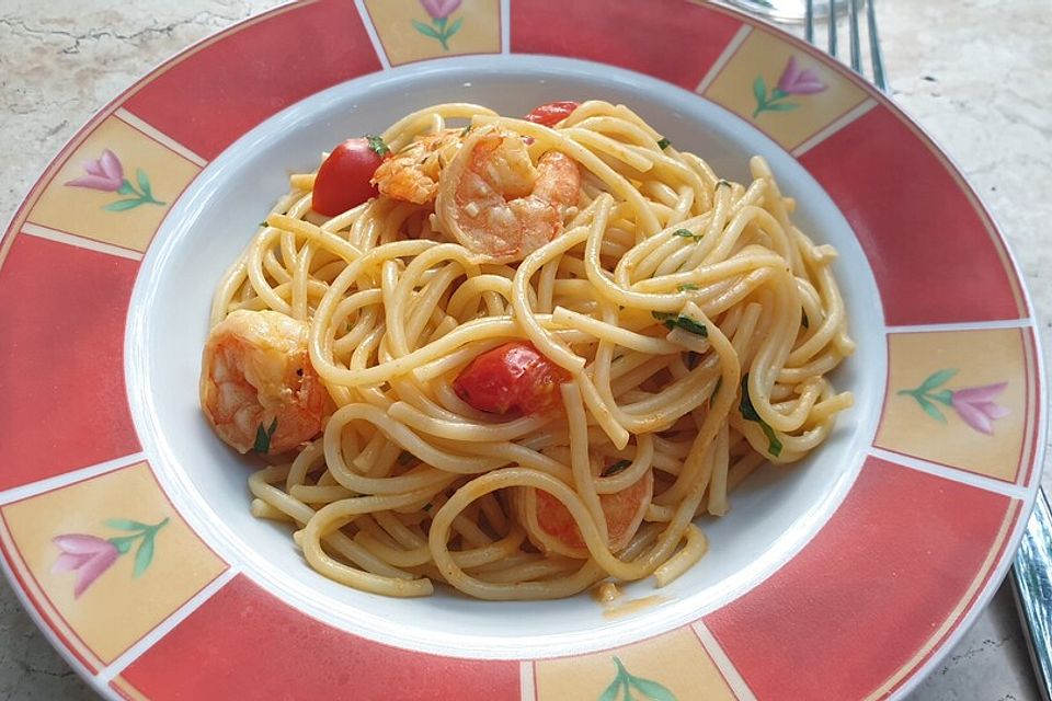 Pasta mit Garnelen-Sahne-Soße