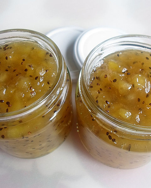 Mango-Apfel-Dattel-Ingwer-Konfitüre für den Single-Haushalt von movostu Mango-Apfel-Dattel-Ingwer-Konfitüre für den Single-Haushalt von movostu