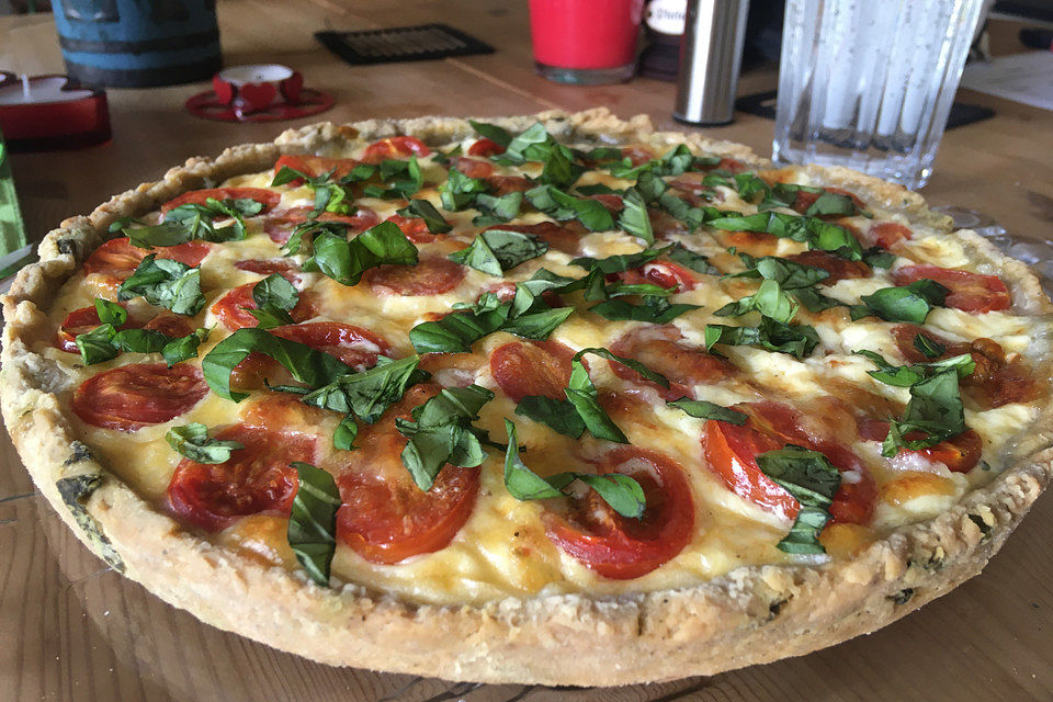 Tomaten-Mozzarella-Tarte