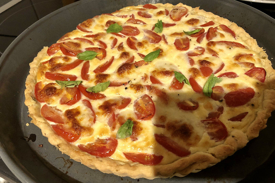 Tomaten-Mozzarella-Tarte