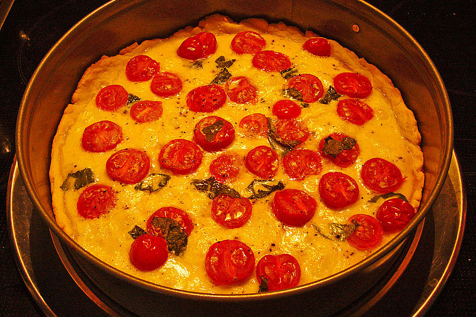 Tomaten-Mozzarella-Tarte