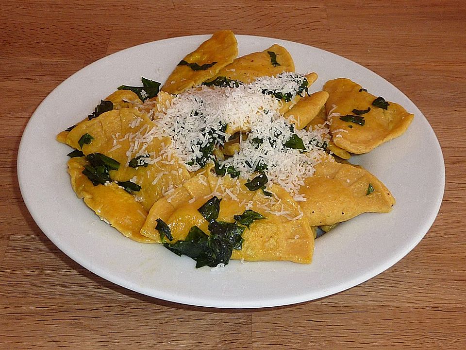 Ravioli mit Ricotta - Bärlauch Füllung von Upfi| Chefkoch