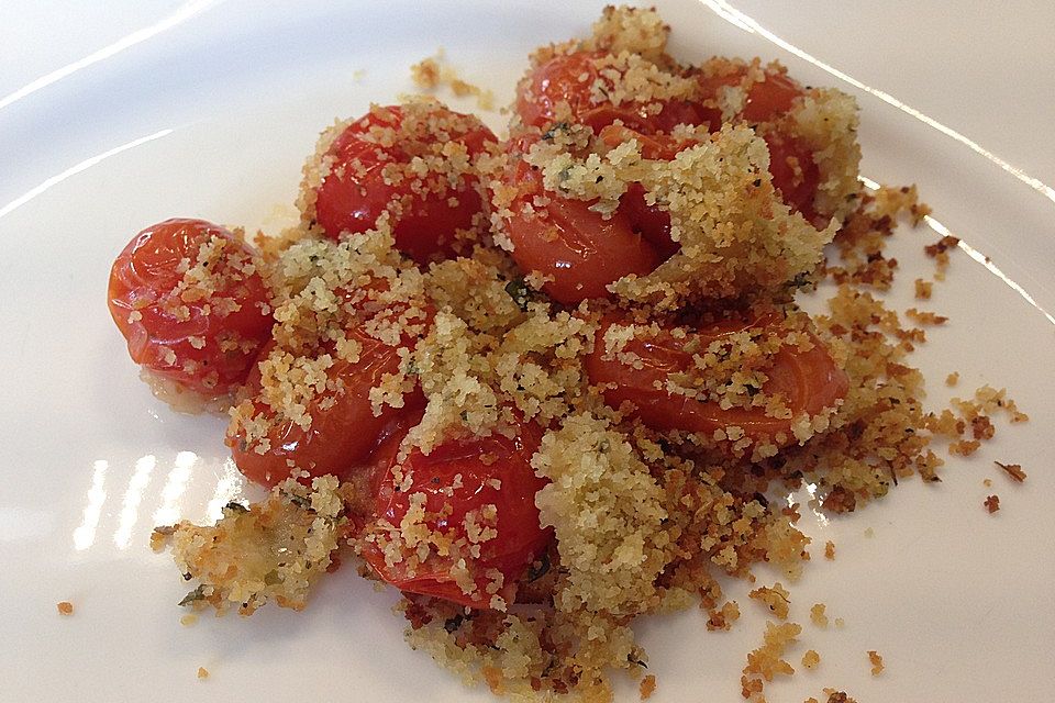 Cherrytomaten mit Kräuterbröseln