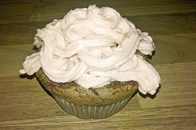 Haselnuss-Schoko-Muffin mit Frosting von OmaEmmi| Chefkoch