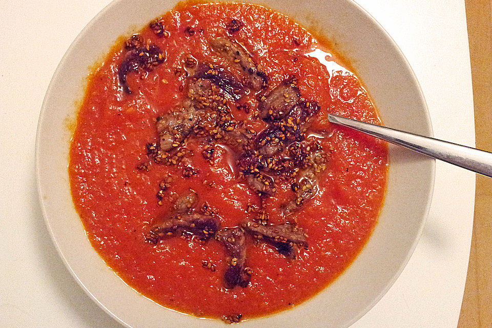 Papaya-Tomaten Suppe mit Rindfleisch