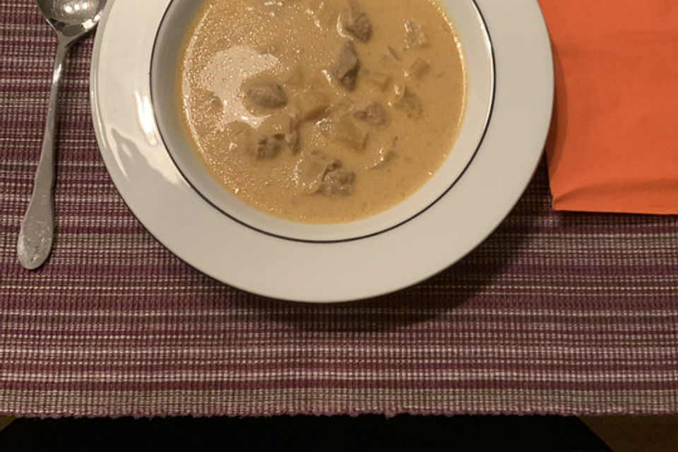 Apfel-Zwiebel-Currysuppe