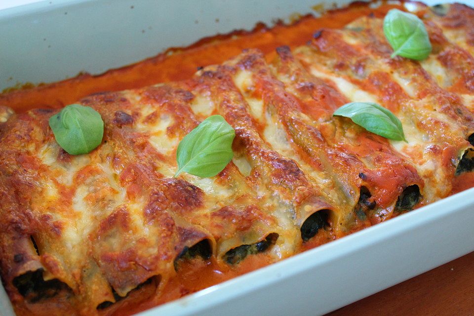 Vegetarisch gefüllte Cannelloni