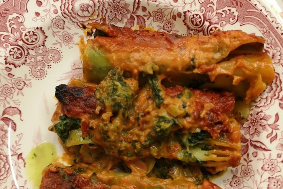 Vegetarisch gefüllte Cannelloni