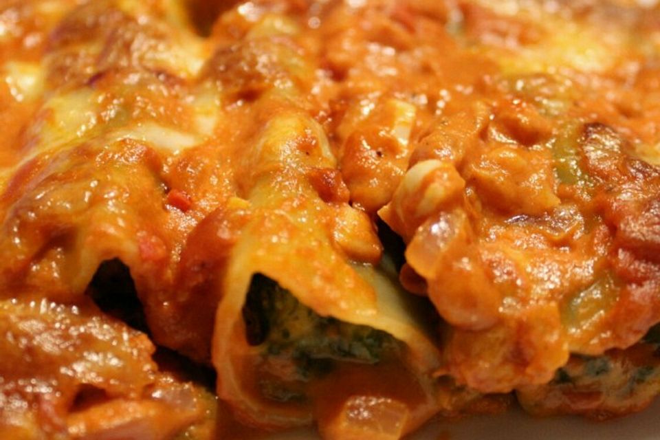 Vegetarisch gefüllte Cannelloni