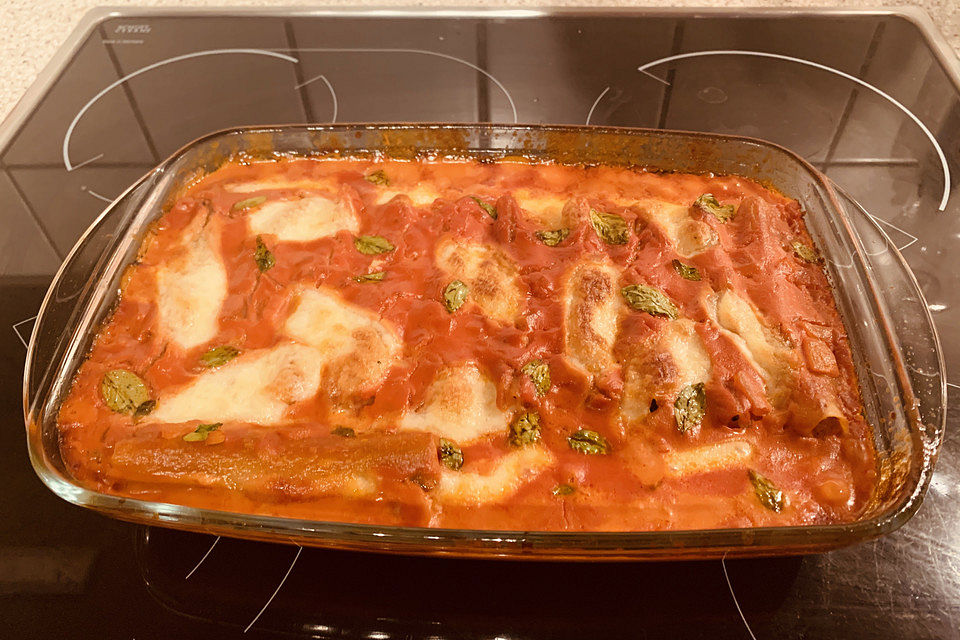 Vegetarisch gefüllte Cannelloni