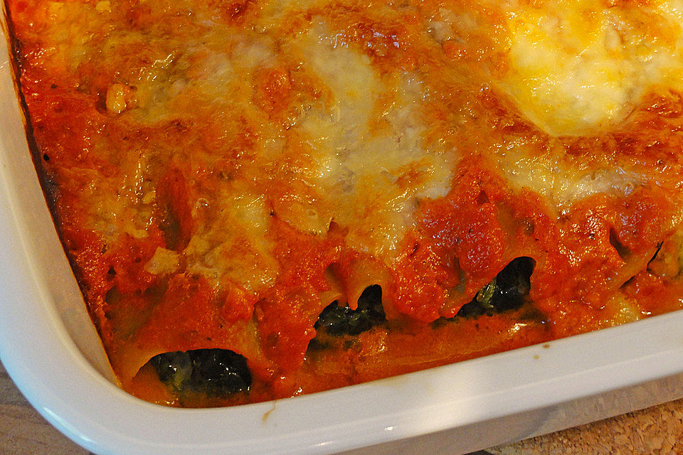 Vegetarisch gefüllte Cannelloni