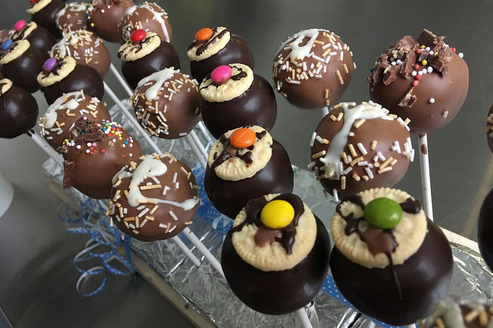 Oreo Cake Pops