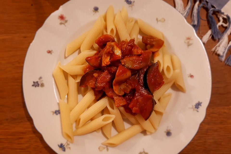 Penne mit Gemüsesauce