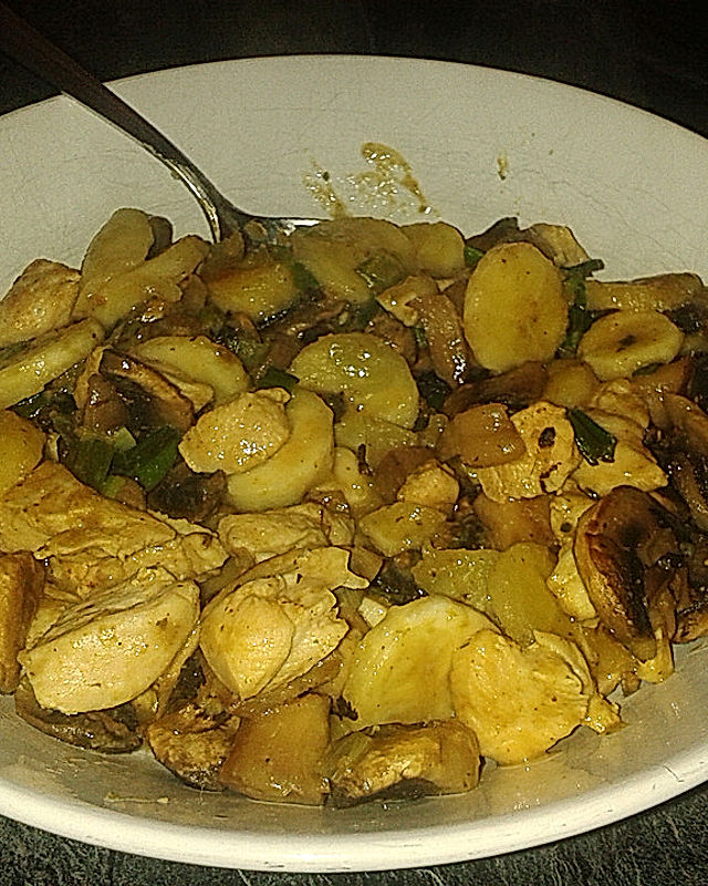 Hähnchen-Pilz-Bananen-Curry