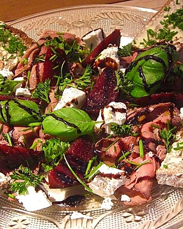 Frischer Rote Bete-Salat für die schnelle Küche