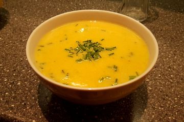 Leichte Kohlrabi-Lauch-Suppe