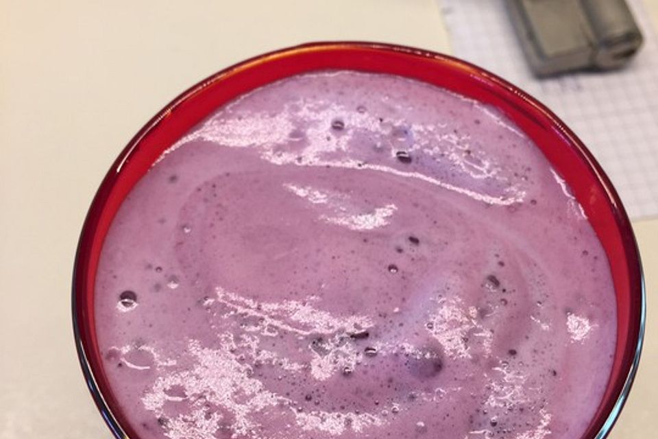 Erdbeer-Blaubeer-Smoothie