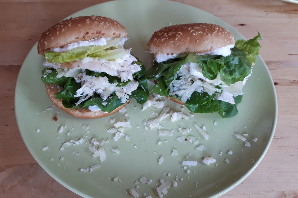 Caesar`s Salad-Chicken-Burger