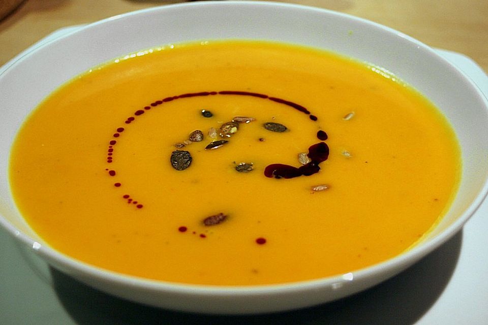 Kürbis-Kokos-Suppe von susa