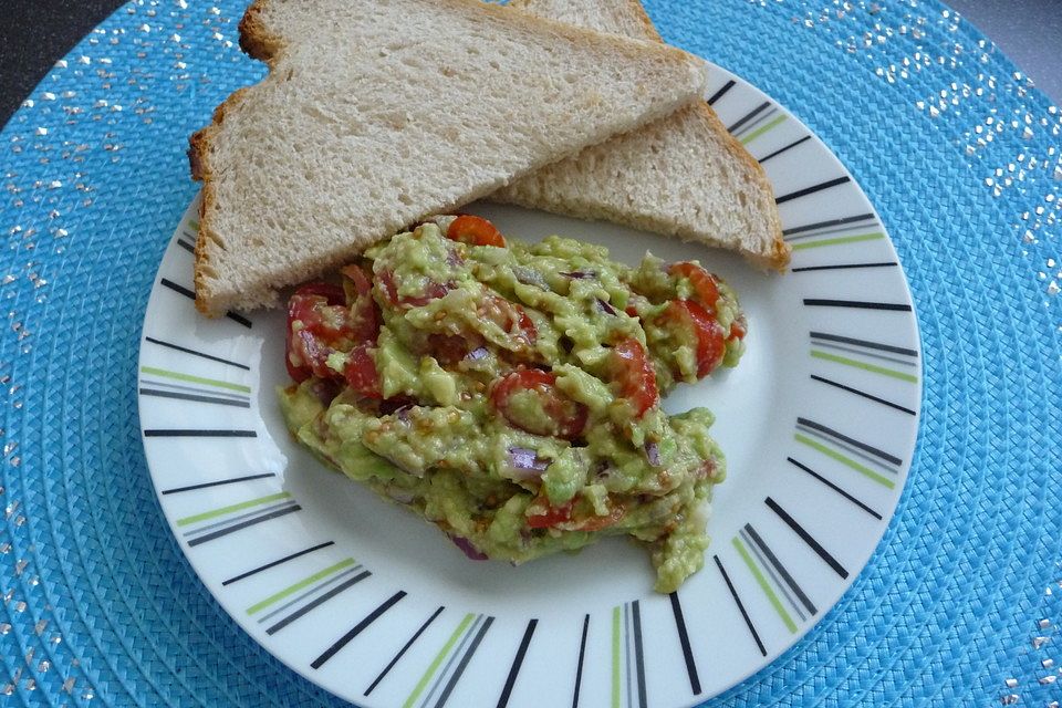 Avocado-Tomaten-Aufstrich