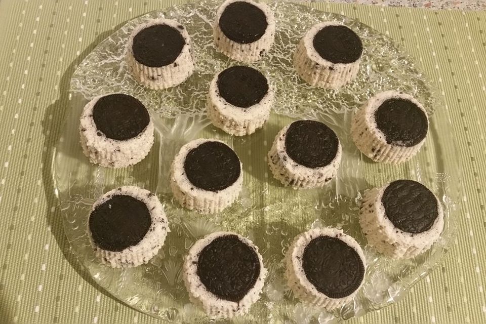 Mini Oreo Cheesecakes