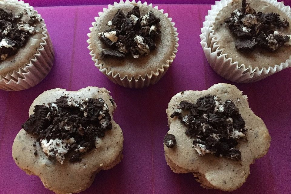 Mini Oreo Cheesecakes