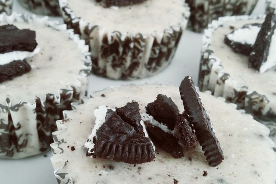 Mini Oreo Cheesecakes