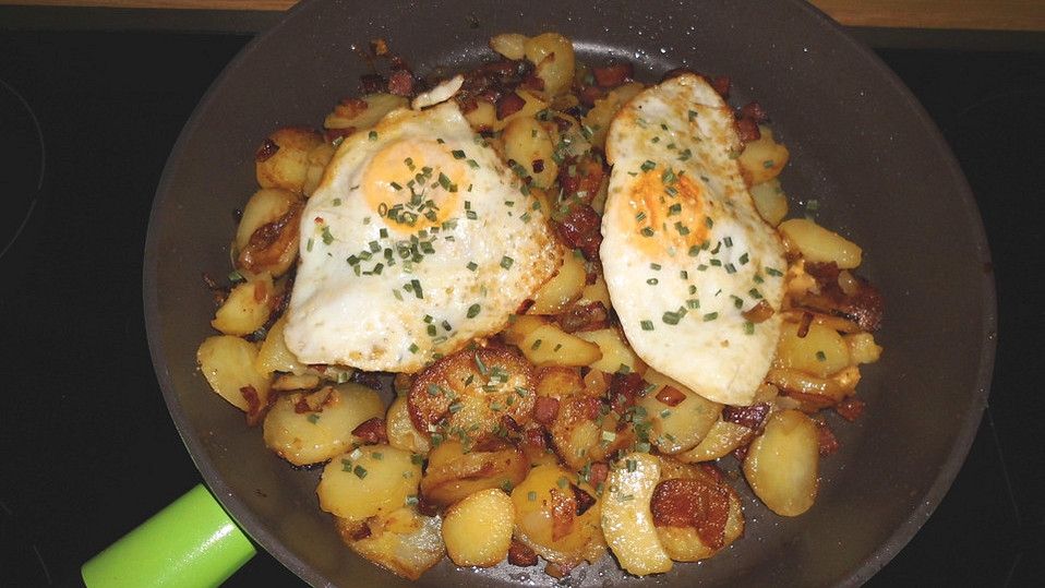 Salami-Bratkartoffeln von Vickybackt Salami-Bratkartoffeln von Vickybackt