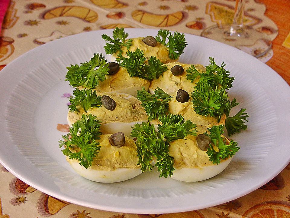 Gefüllte Eier mit Frischkäse, Curry und Cognac von Abacusteam| Chefkoch