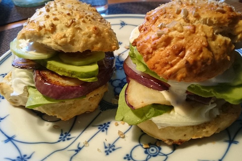 California Burger mit Avocado-Mayonnaise