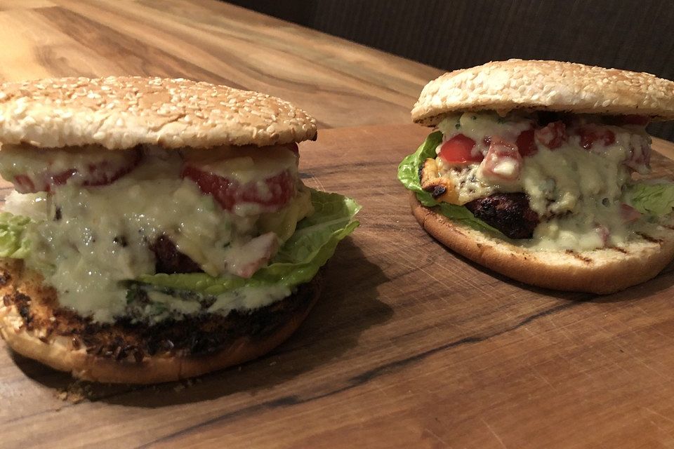 California Burger mit Avocado-Mayonnaise