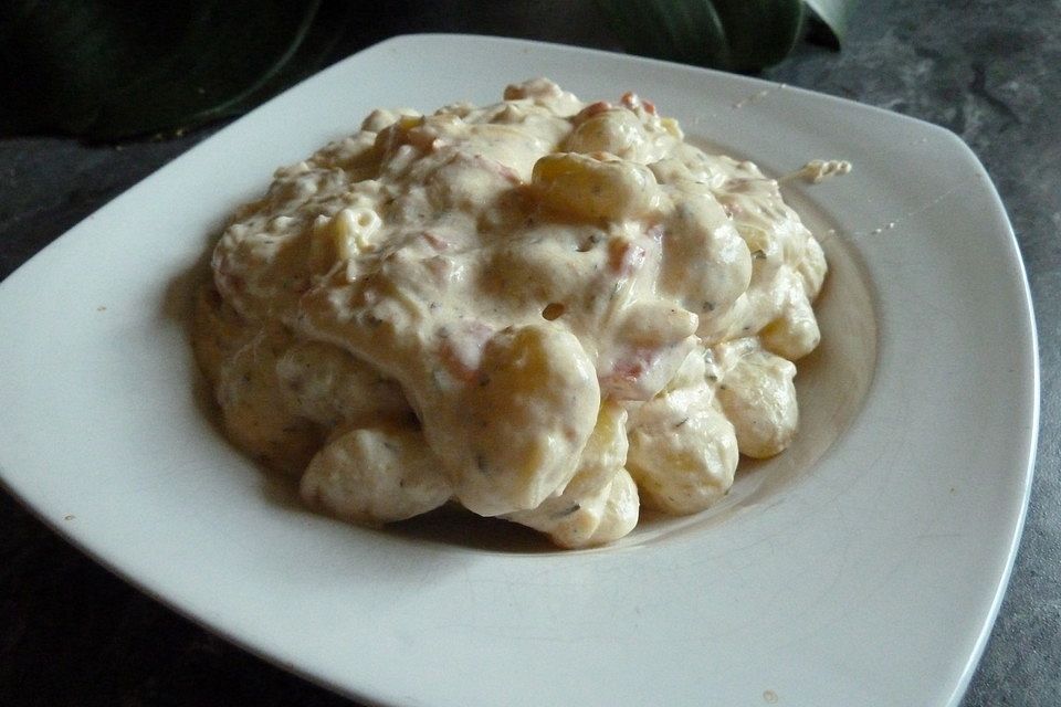 Gnocchi mit Tomaten-Crème fraîche