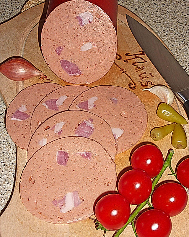 Hobbykos Brühwurst mit Bauchspeckeinlage