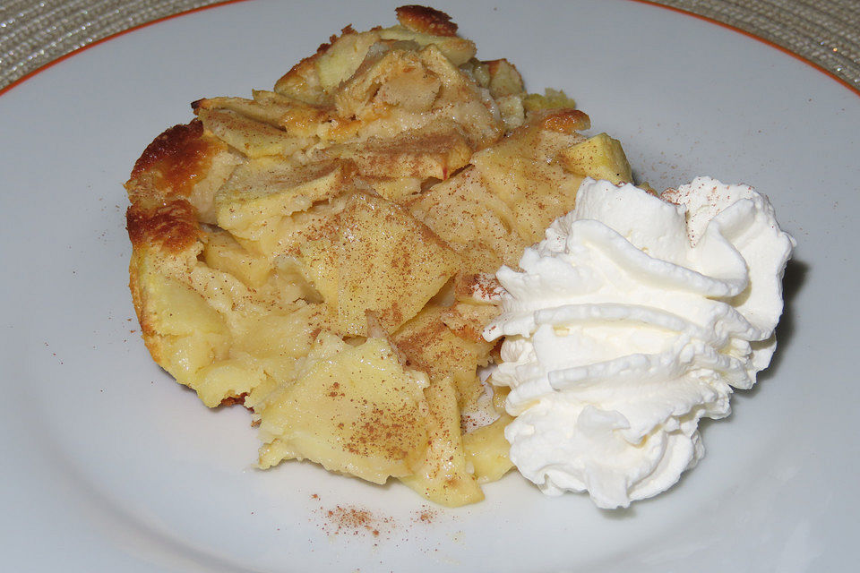 Apfelkuchen aus Pfannkuchenteig