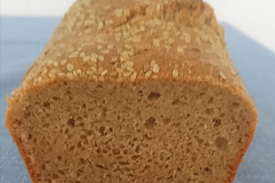 Dinkel-Amaranth-Vollkornbrot mit Leinsamen