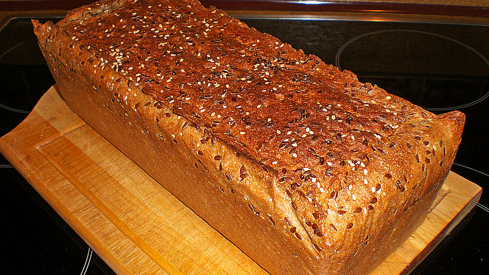 Dinkel-Amaranth-Vollkornbrot mit Leinsamen von Backmouse Dinkel-Amaranth-Vollkornbrot mit Leinsamen von Backmouse