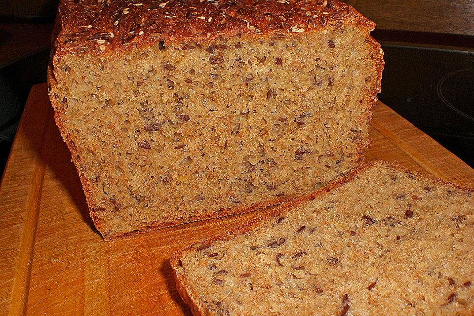 Dinkel-Amaranth-Vollkornbrot mit Leinsamen