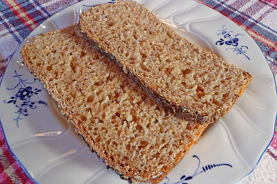 Dinkel-Amaranth-Vollkornbrot mit Leinsamen